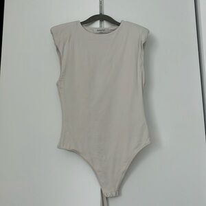 Aritzia contour bodysuit